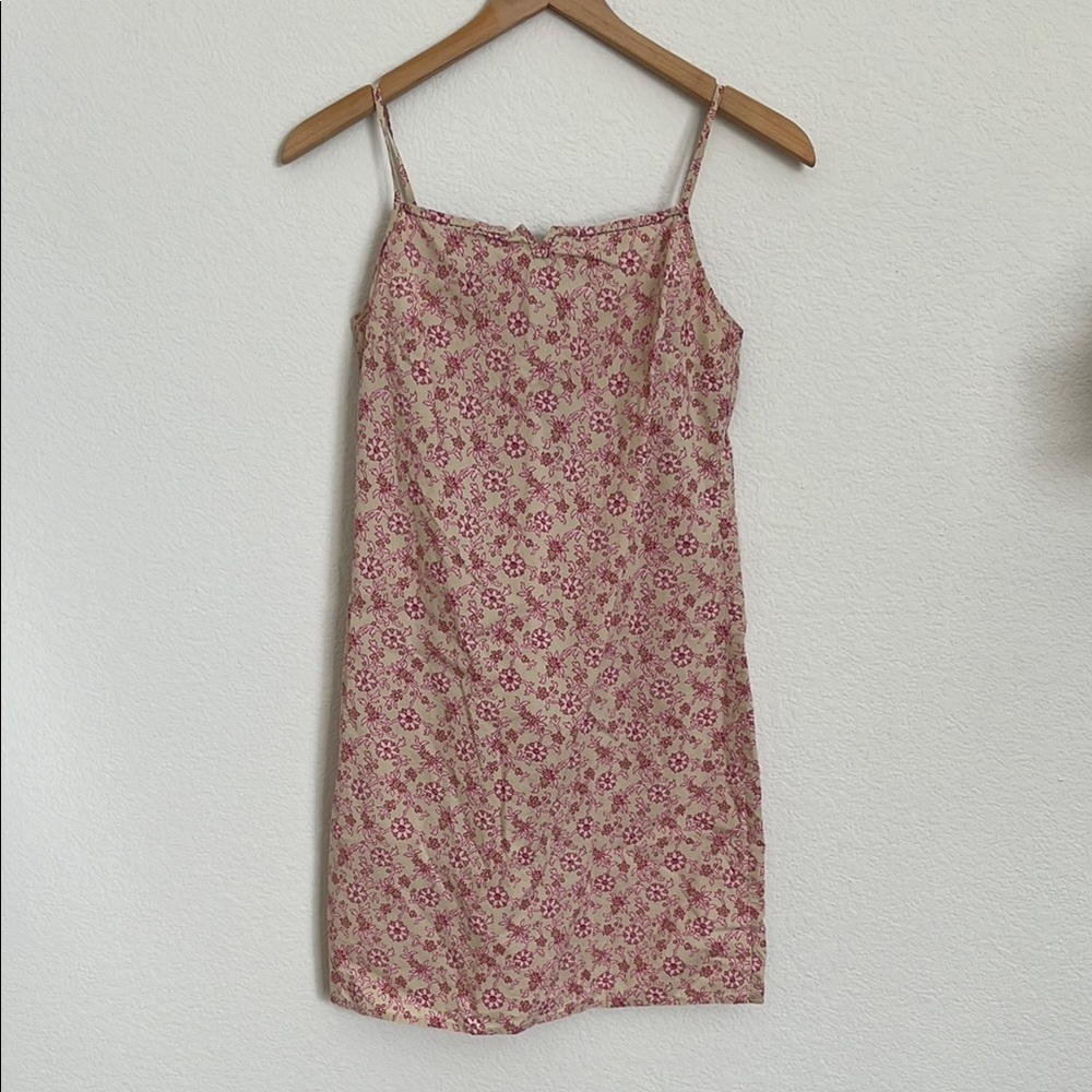 Pink Mini Slip Dress with Spaghetti Straps for Casual Nights